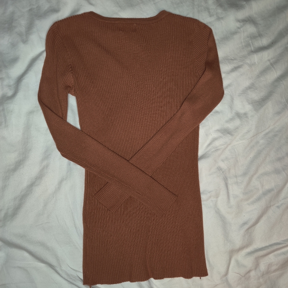 Women's Rust Sweater - Picture 2 of 3